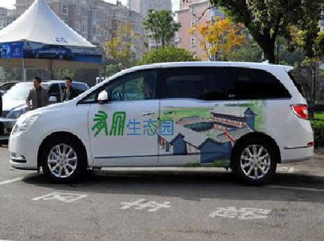 宝丰户外车贴喷绘如何保持效果?